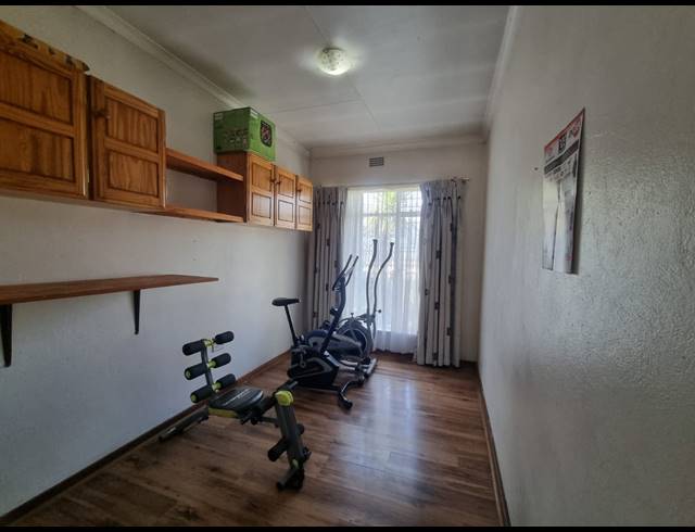 4 BEDROOM HOUSE FOR SALE IN THREE RIVERS EAST